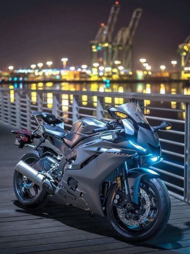 Yamaha R15 V4